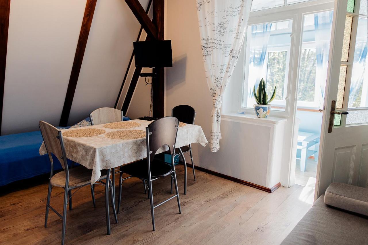 Pokoje Goscinne U Markusa Polanica-Zdrój Habitación foto